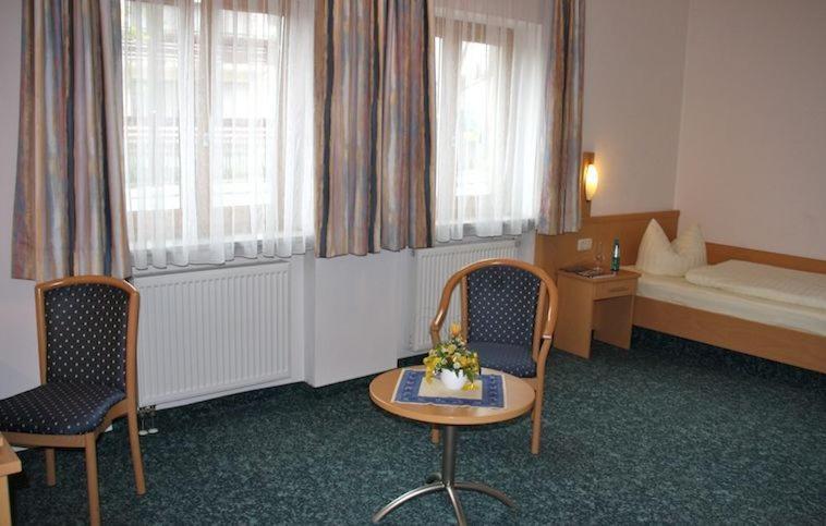 Hotel Jagermo Grasbrunn Room photo